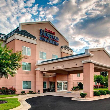 Fairfield Inn And Suites By Marriott Emporia I-95 Zewnętrze zdjęcie