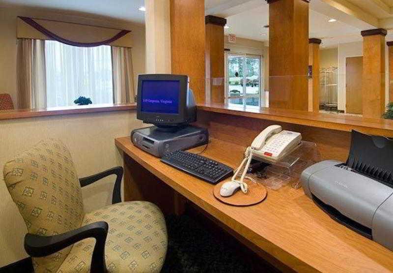 Fairfield Inn And Suites By Marriott Emporia I-95 Zewnętrze zdjęcie