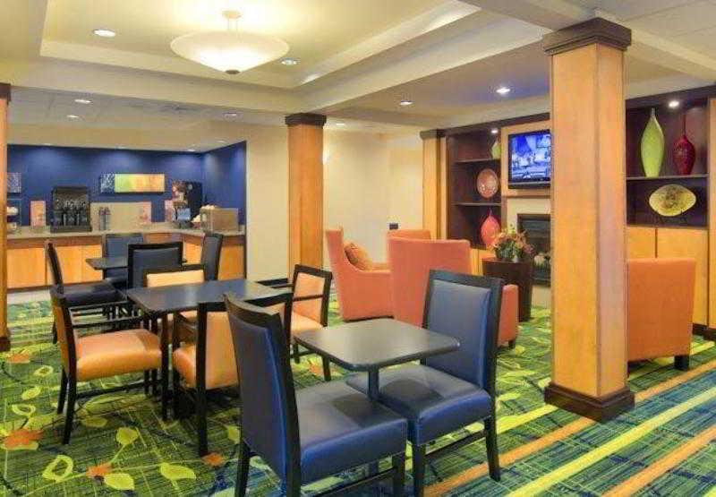 Fairfield Inn And Suites By Marriott Emporia I-95 Zewnętrze zdjęcie
