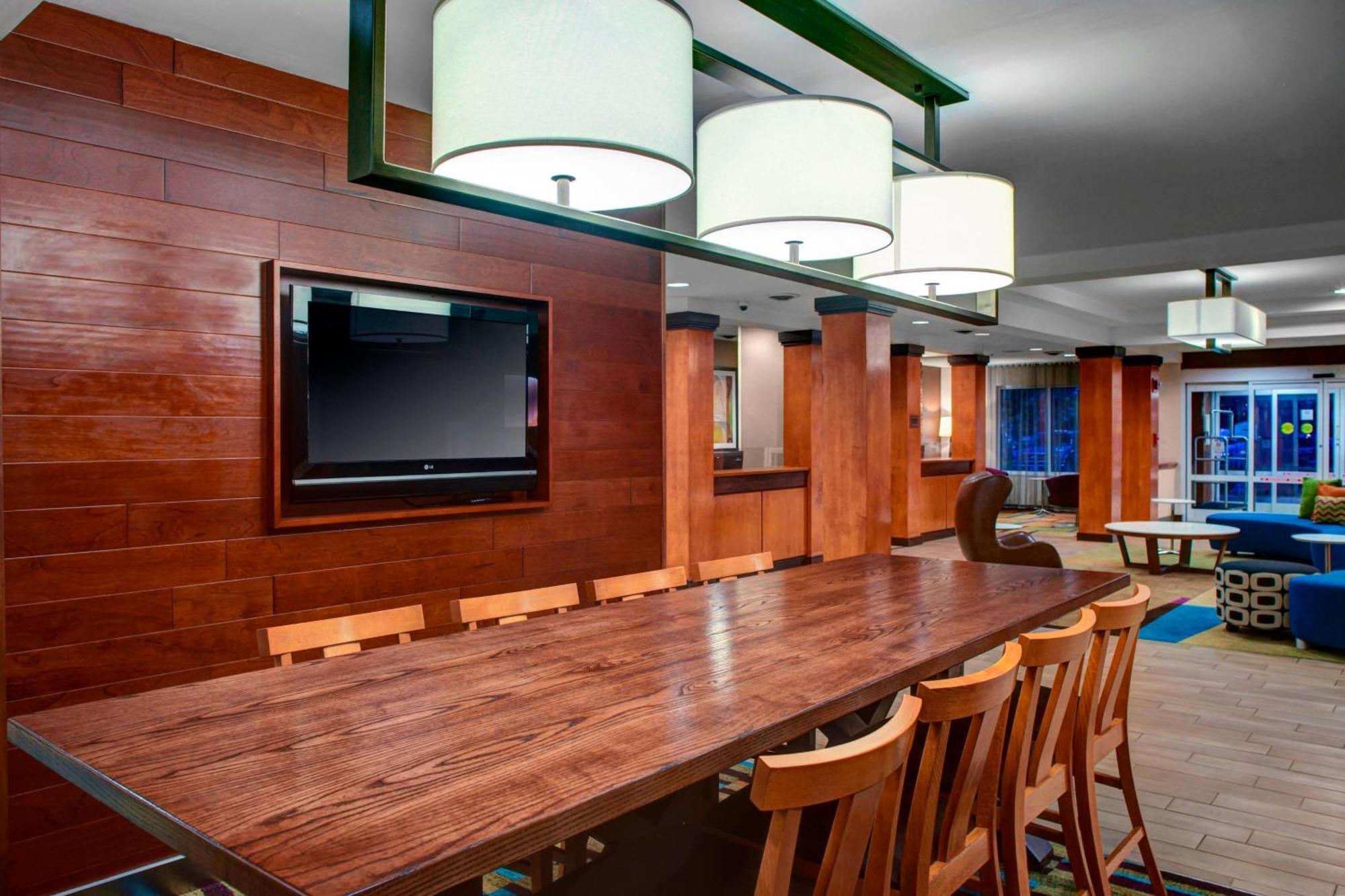 Fairfield Inn And Suites By Marriott Emporia I-95 Zewnętrze zdjęcie