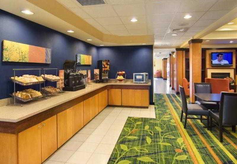 Fairfield Inn And Suites By Marriott Emporia I-95 Zewnętrze zdjęcie